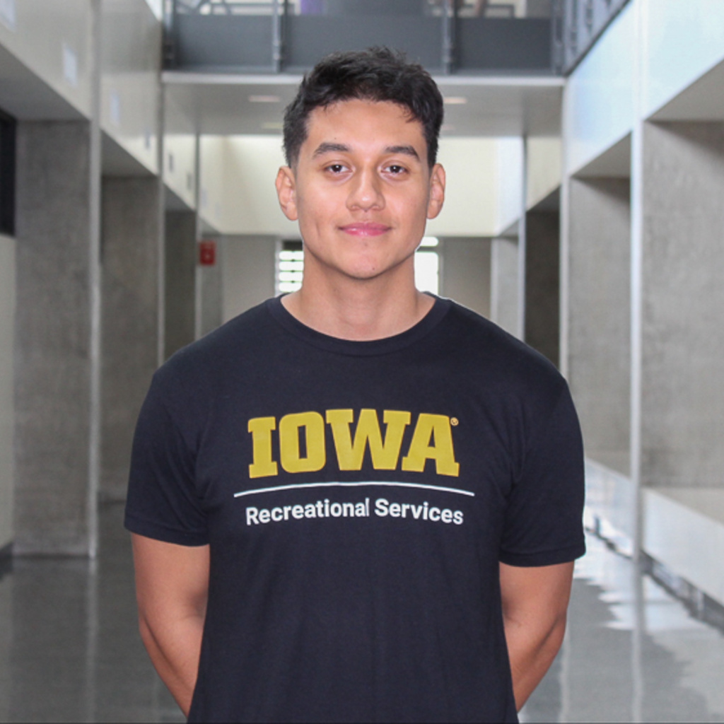 Personal trainer headshot of Jorge R.