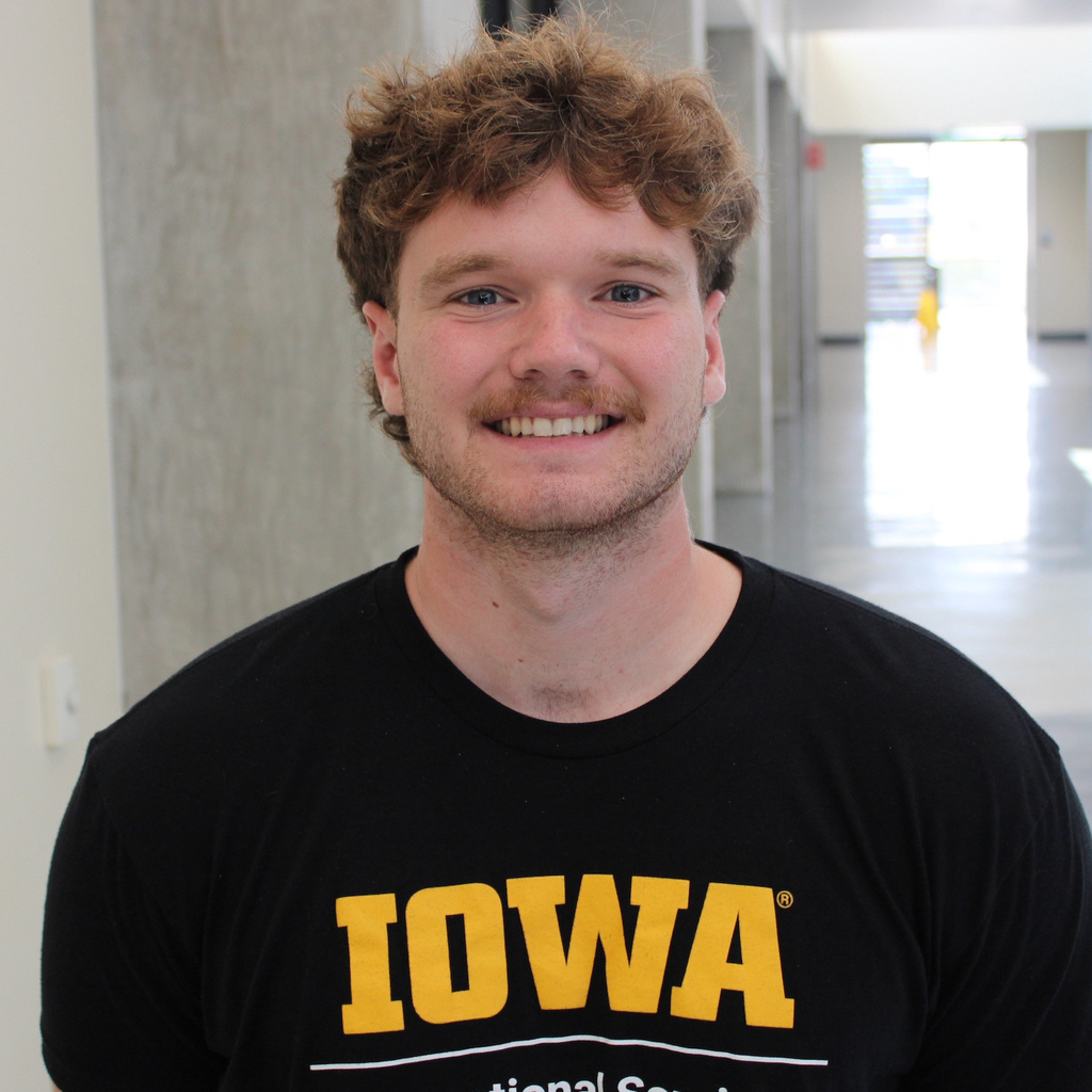 Personal training headshot for Carsen R.